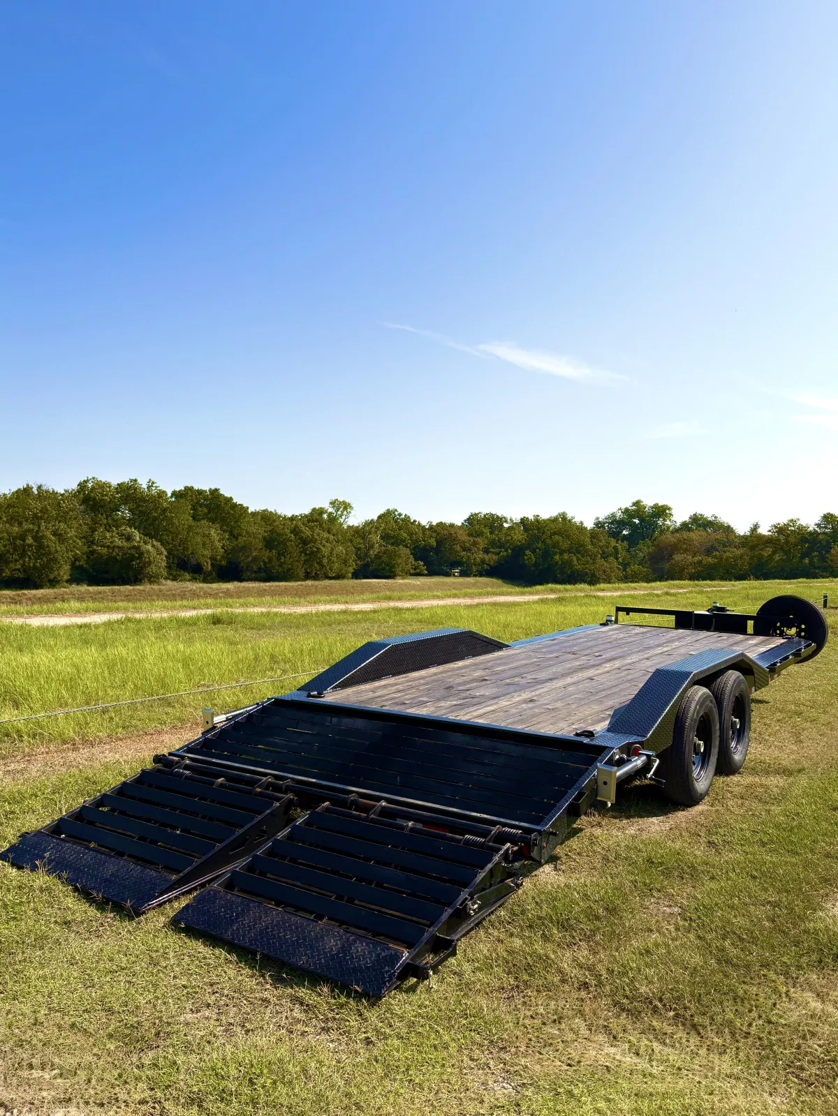 Flatbed trailer rental Fort Worth - 10000 lb capacity trailer for construction and hauling